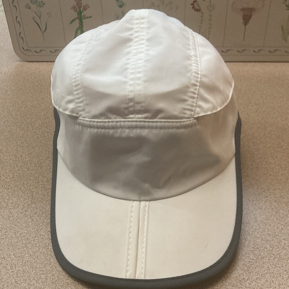 White & Gray Cap OS